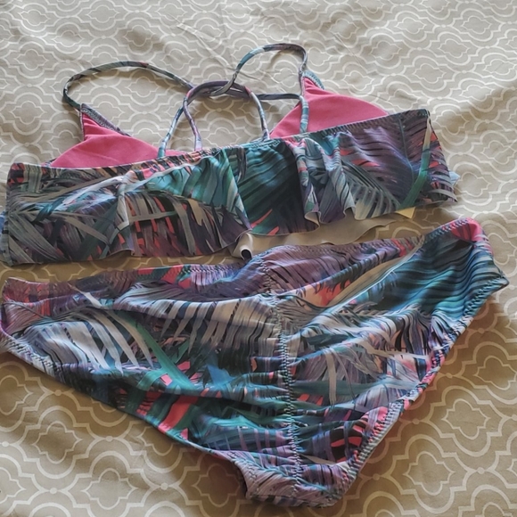 Bikini 👙 - Picture 2 of 5